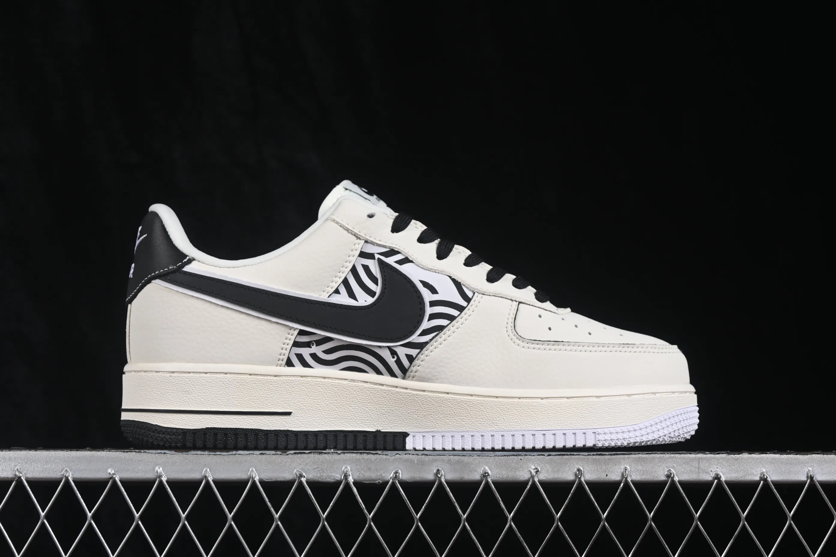 All categories Nk Air Force 1 Air Force series Nk Air Force 1 Low Air Force low-top Nike Air Force 1'07 Low Air Force 1 low-top casual sneakers DK0188-149